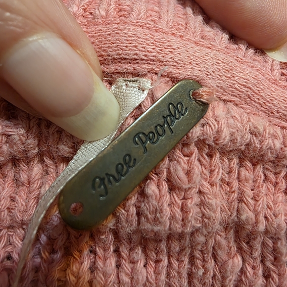 Free People Pink V-Neck Women's Sweater - Picture 7 of 9
